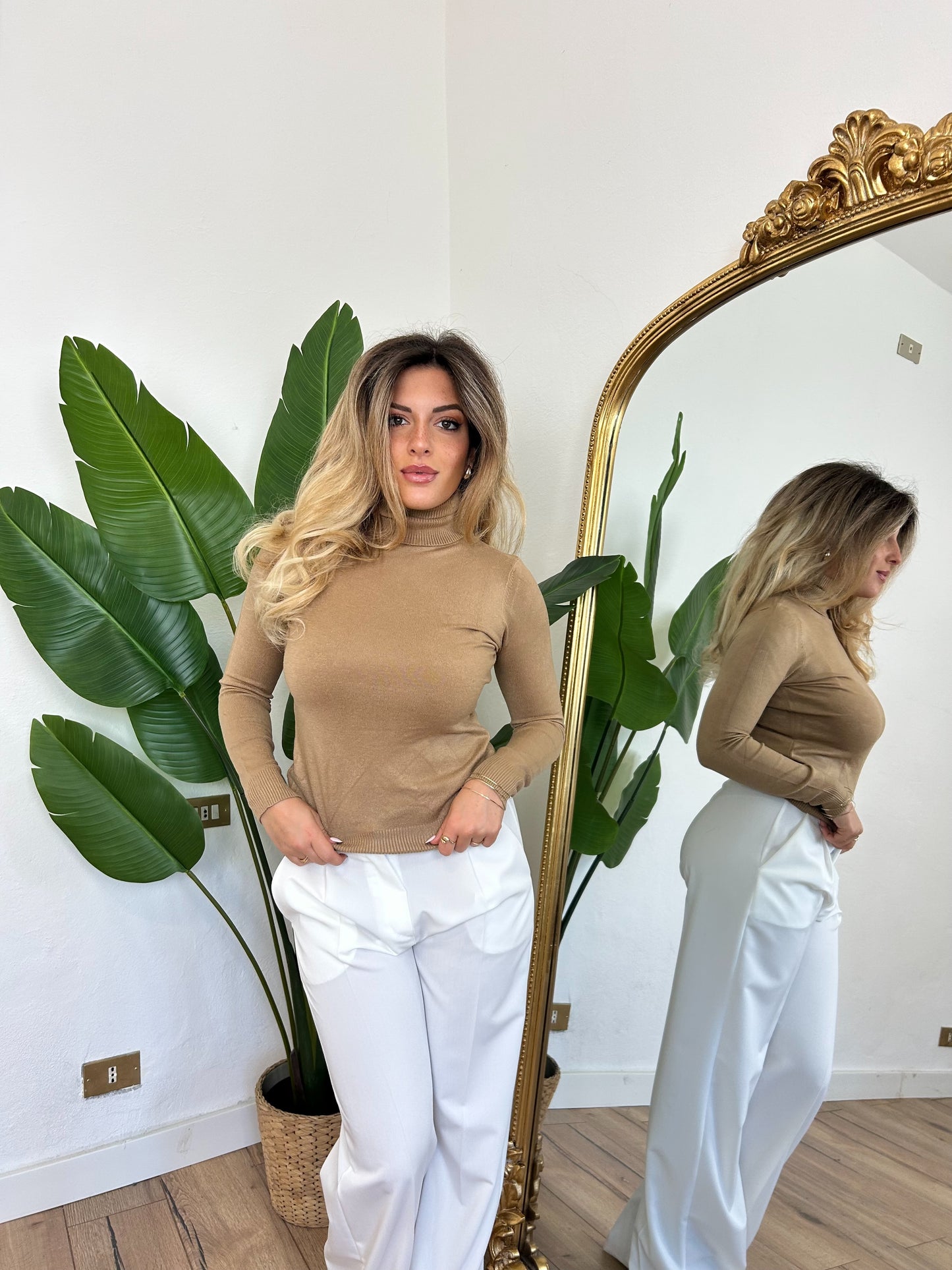 Pullover a maniche lunghe cammello