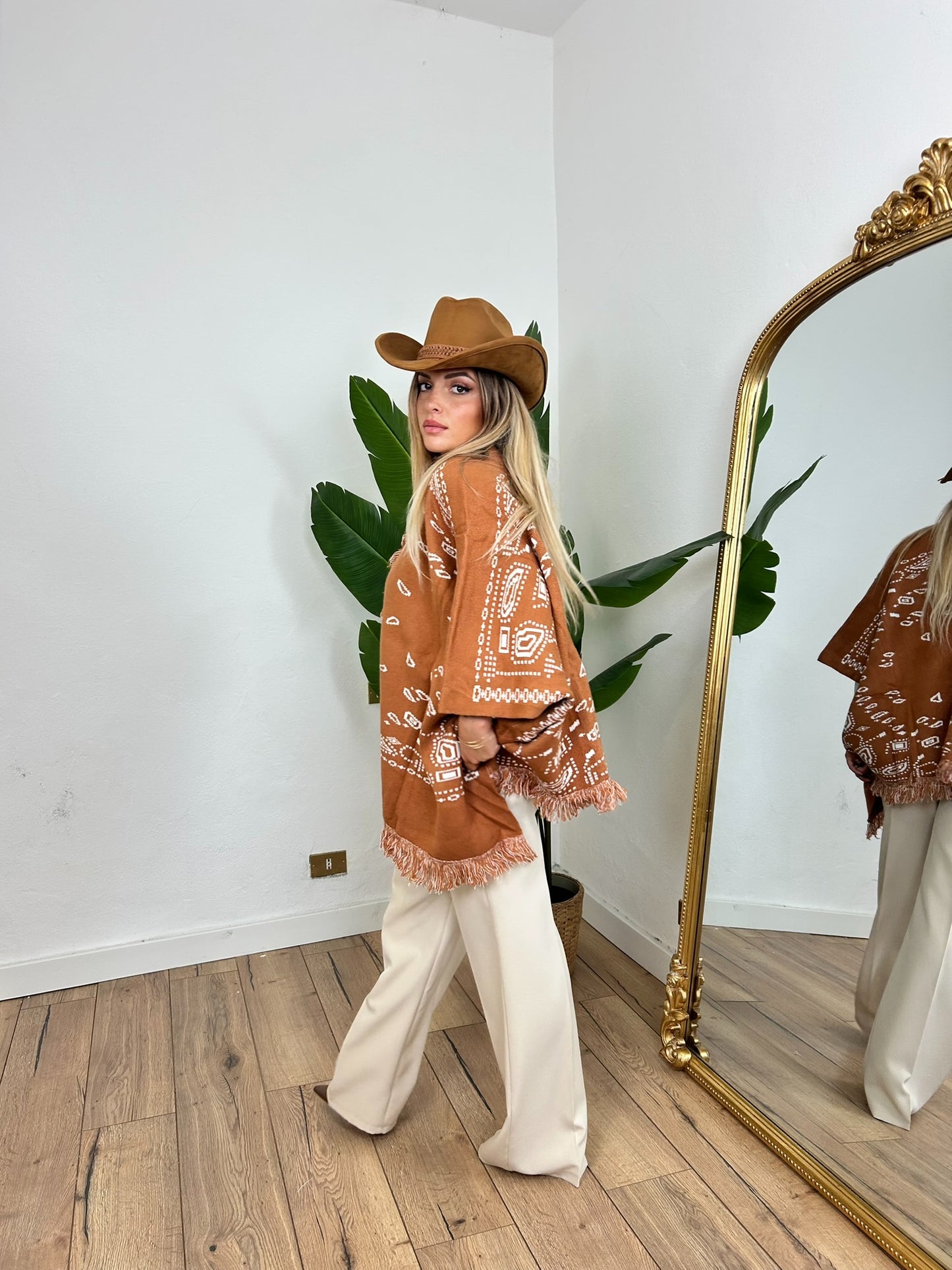Pre order Poncho bandana cammello