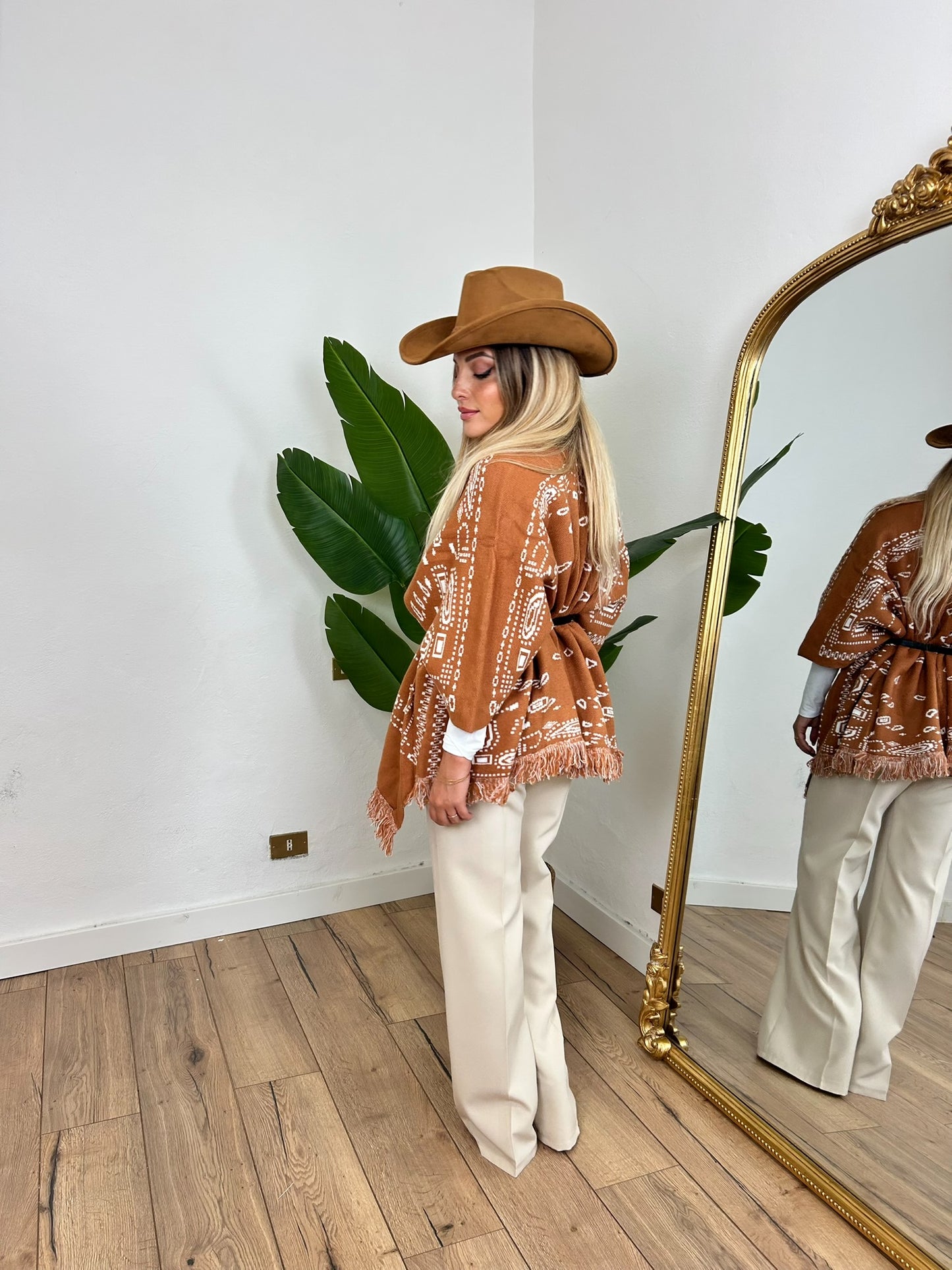 Pre order Poncho bandana cammello