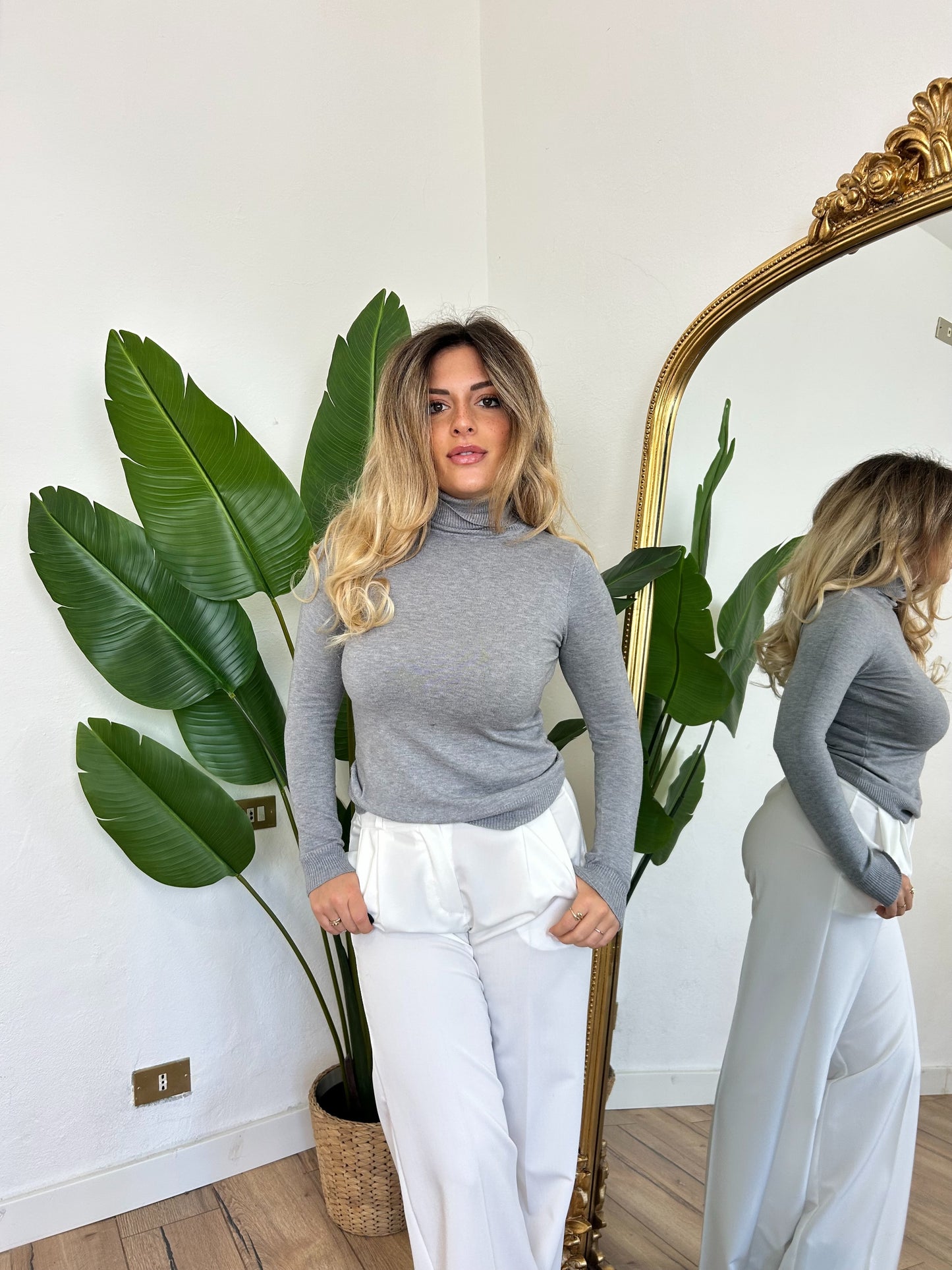 Pullover a maniche lunghe grigio
