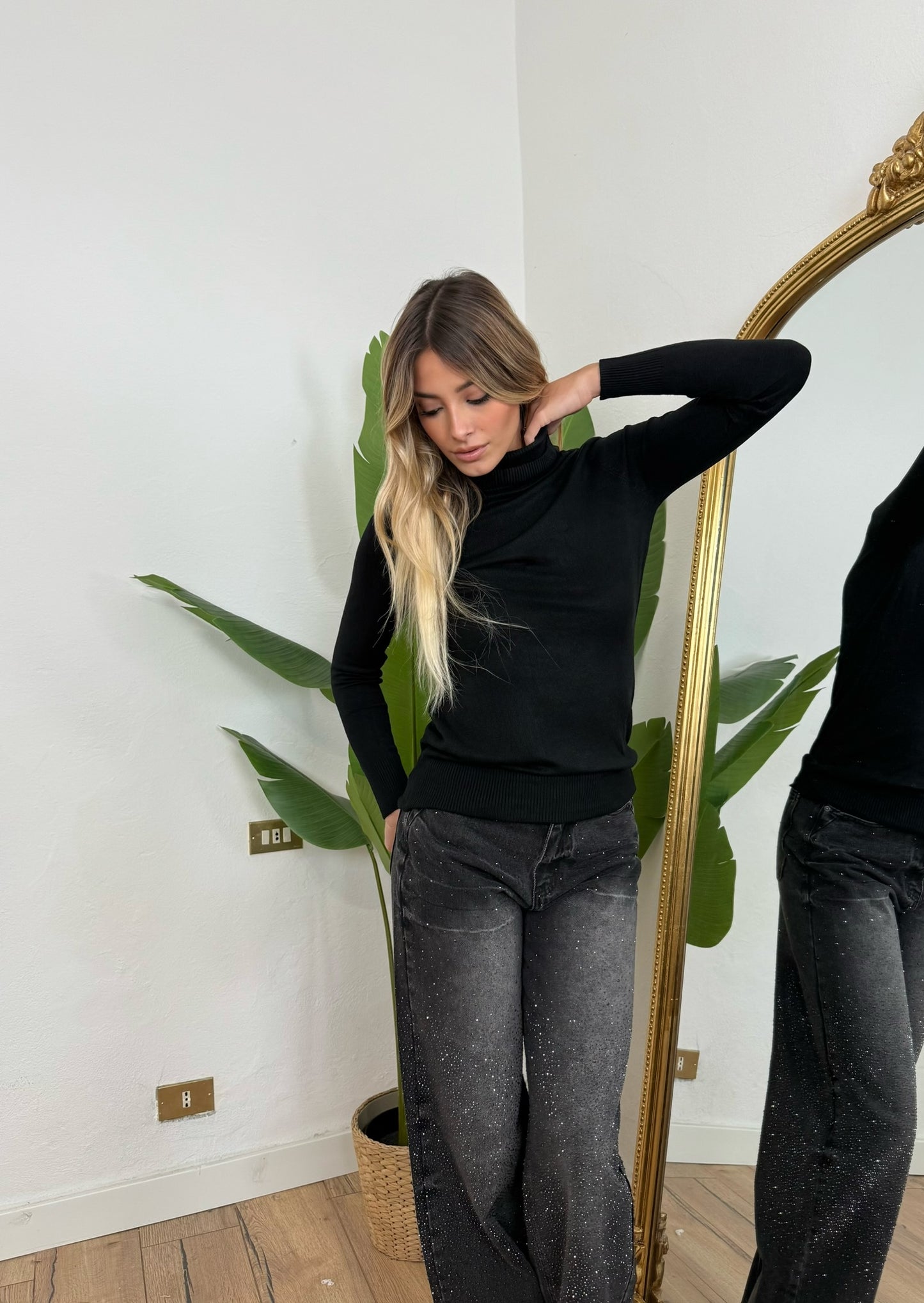 Pullover Costanza collo alto nero