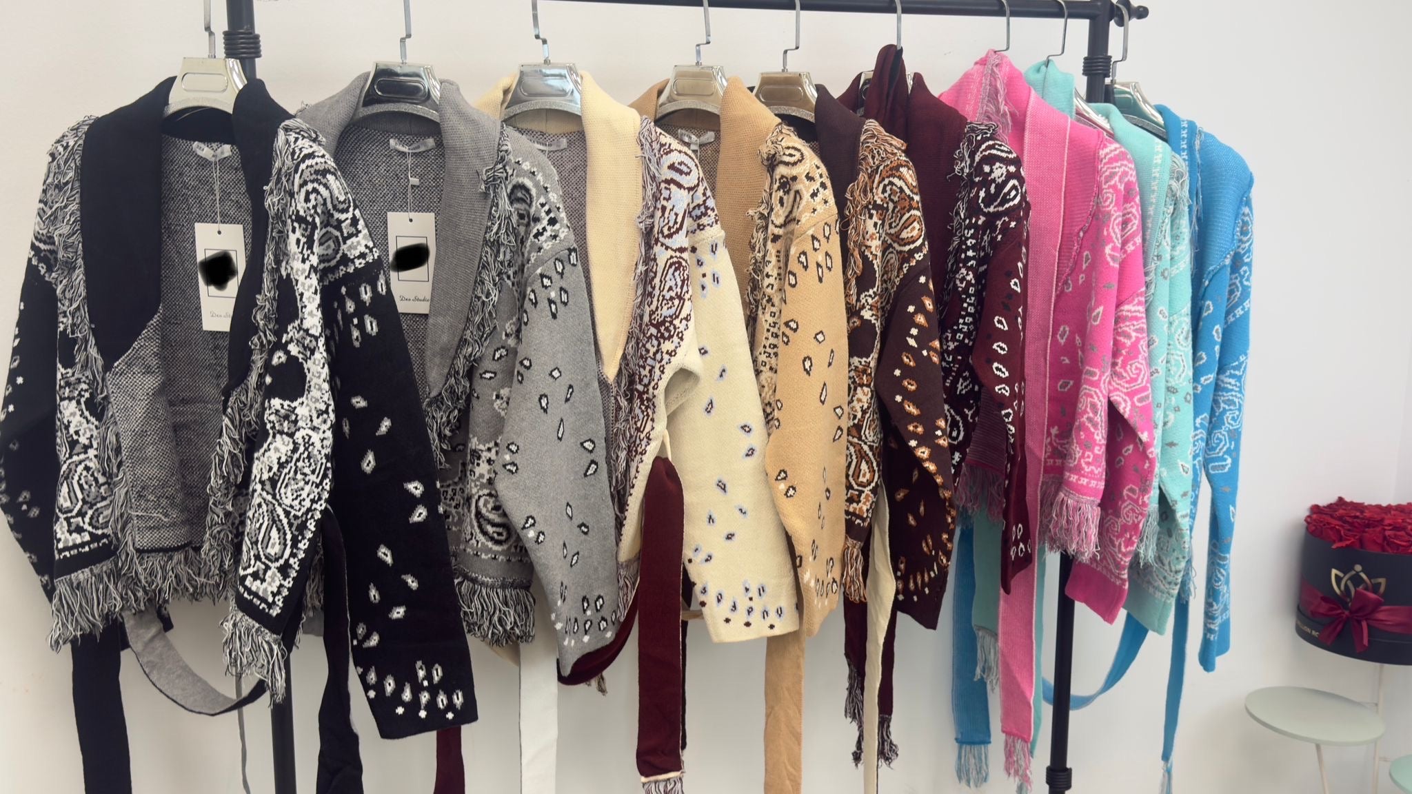 Pre order Cardigan St.Moritz corto azzurro