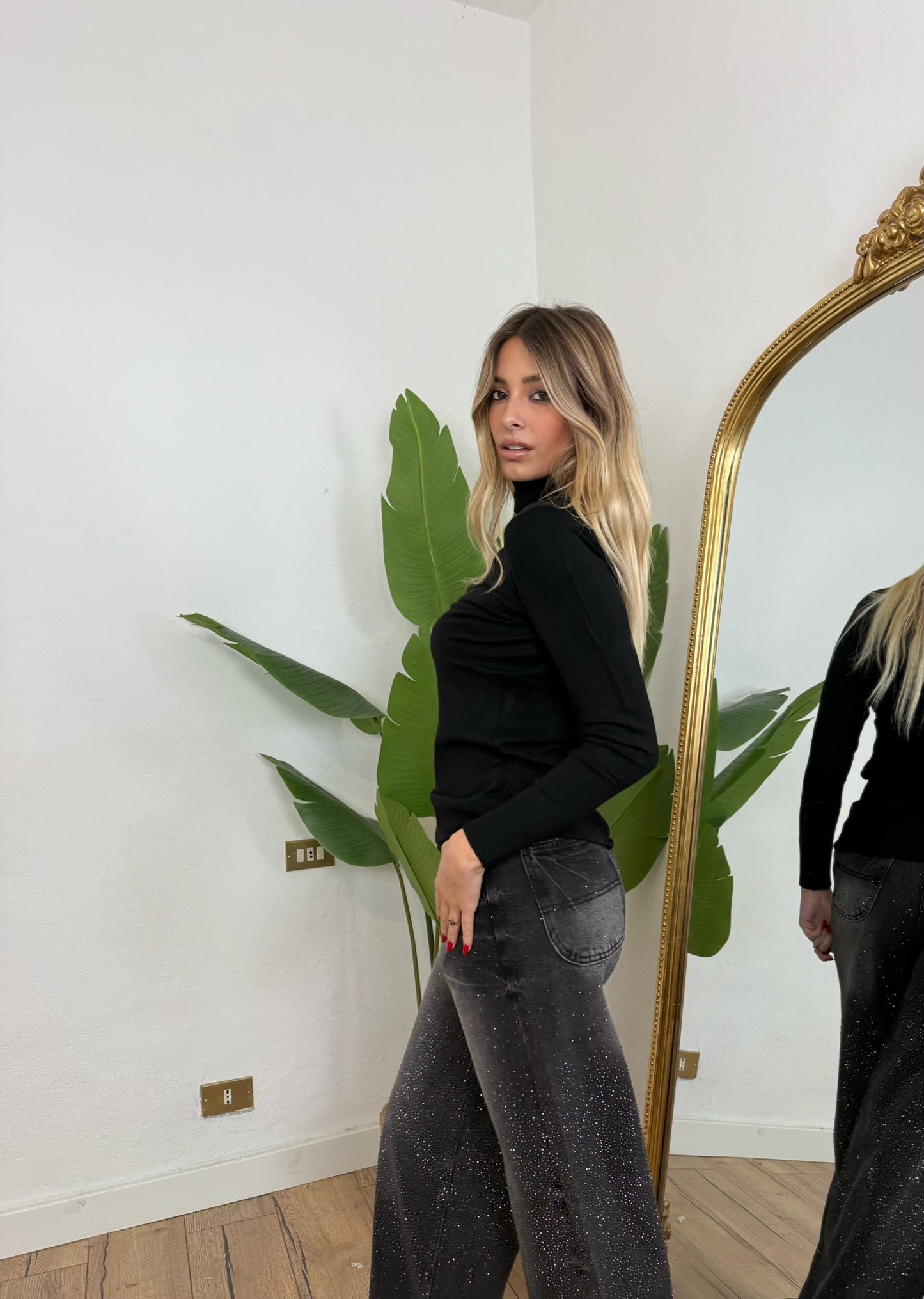 Pullover Costanza collo alto nero