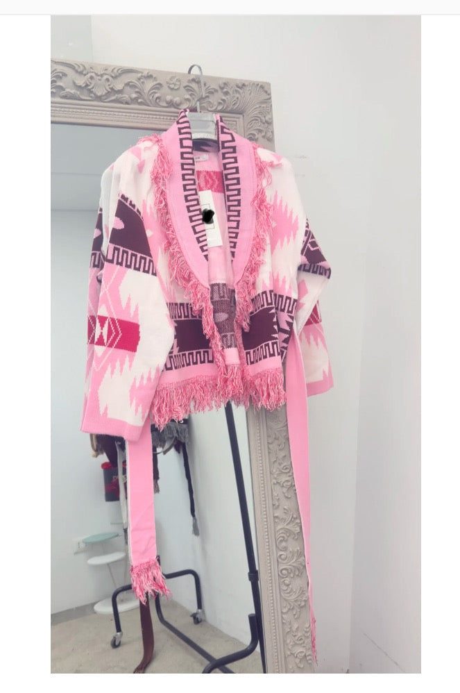 Pre order cardigan Madrid corto rosa