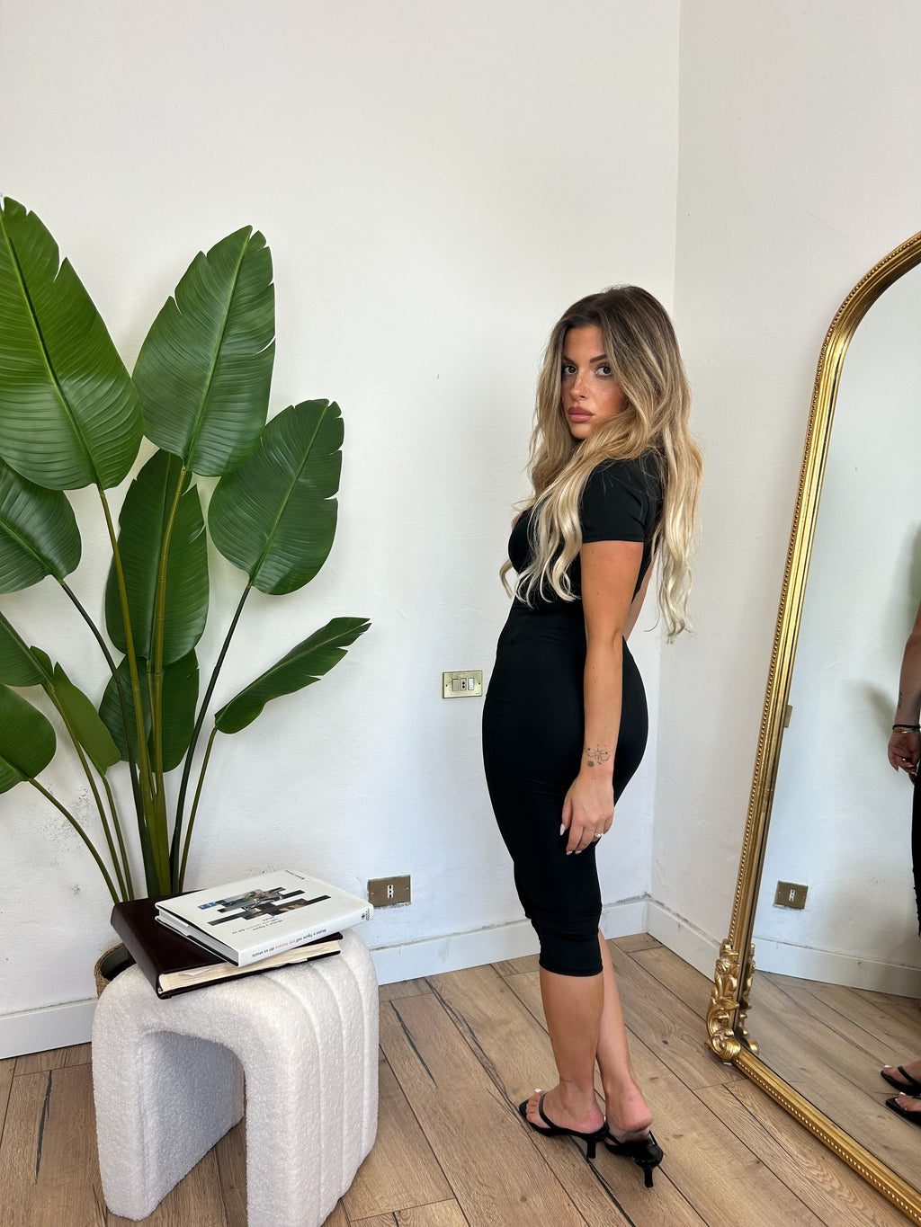 Tutina KYLIE - nera