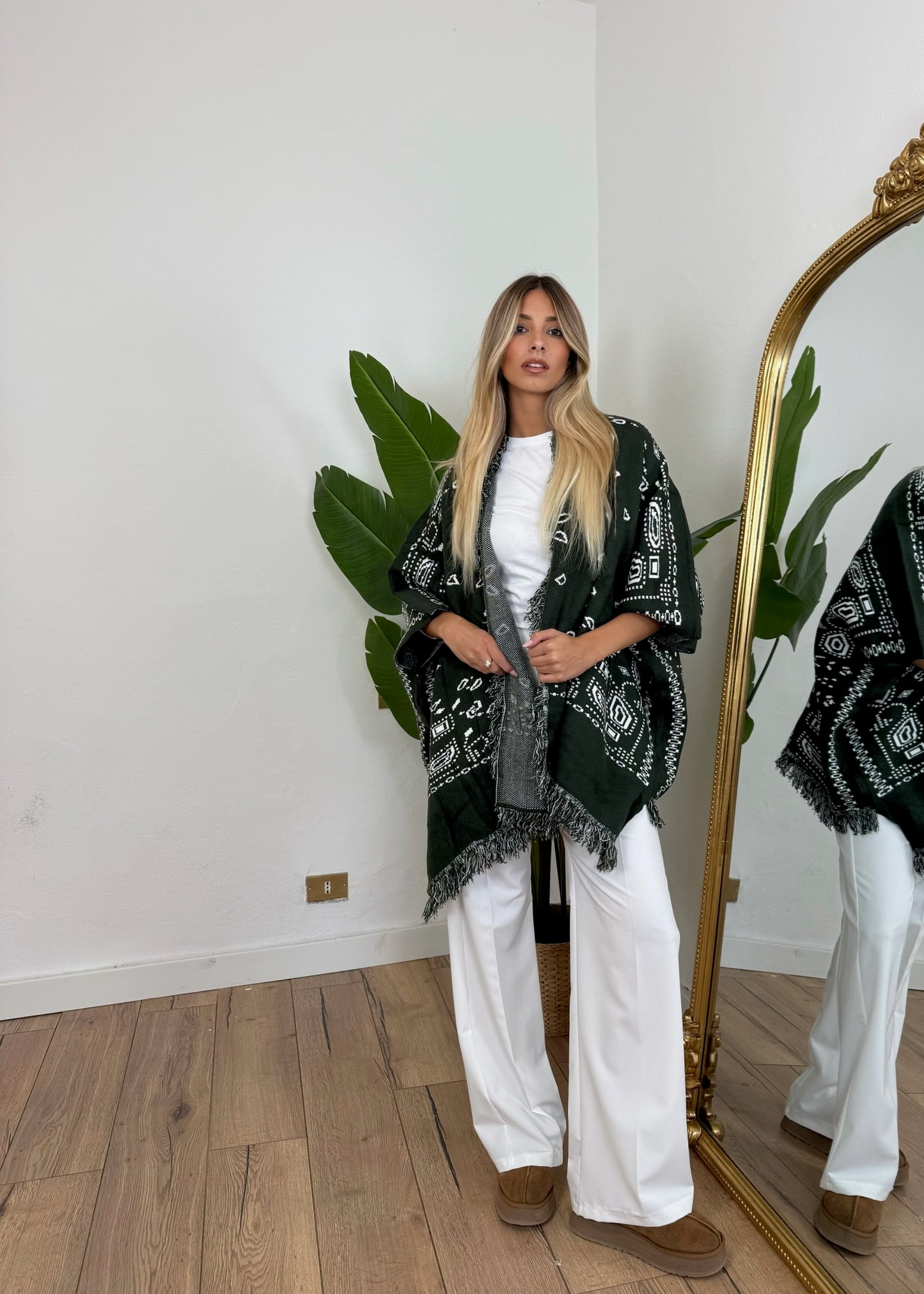 Pre order poncho bandana verde