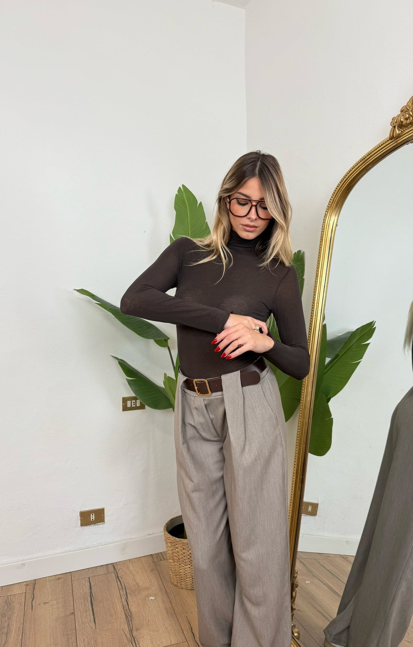 Maglia cashmere collo alto marrone