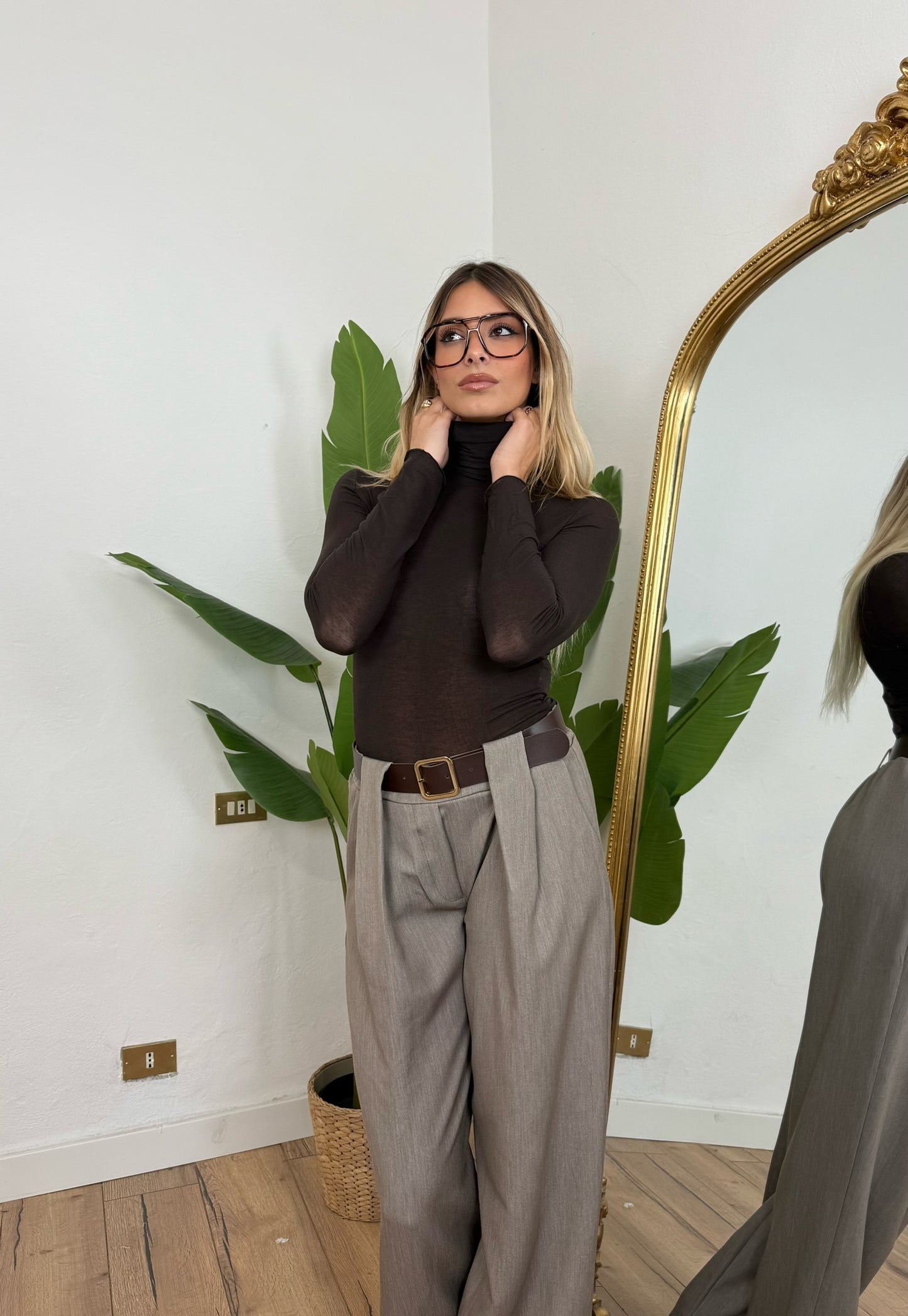 Maglia cashmere collo alto marrone