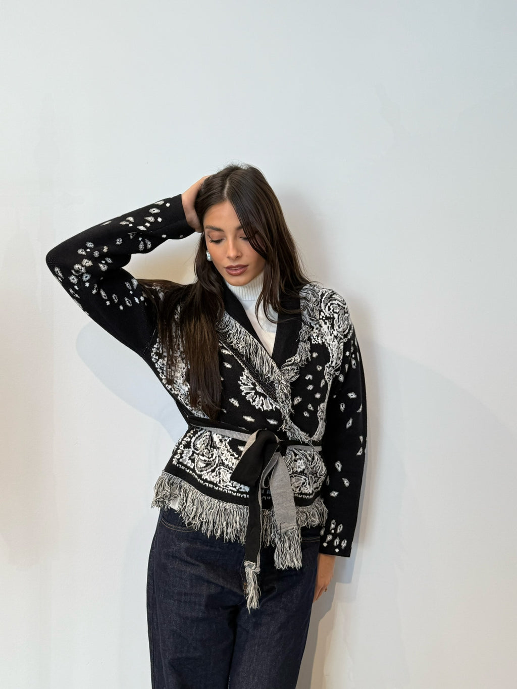 Pre order Cardigan St.Moritz corto nero