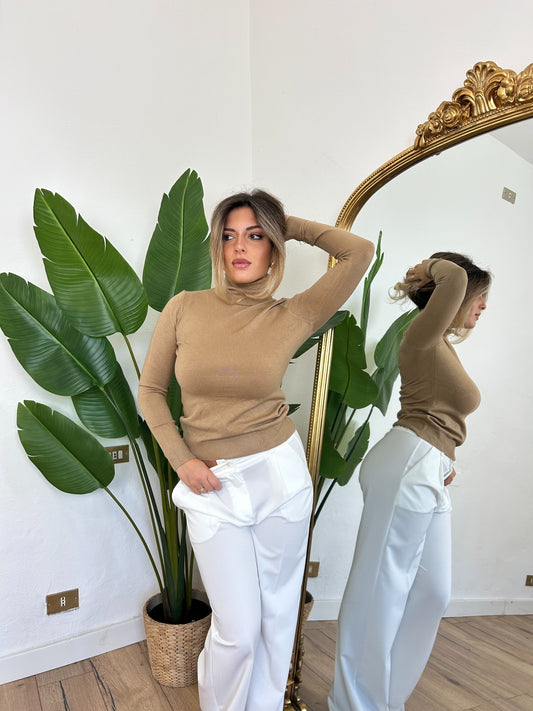 Pullover a maniche lunghe cammello