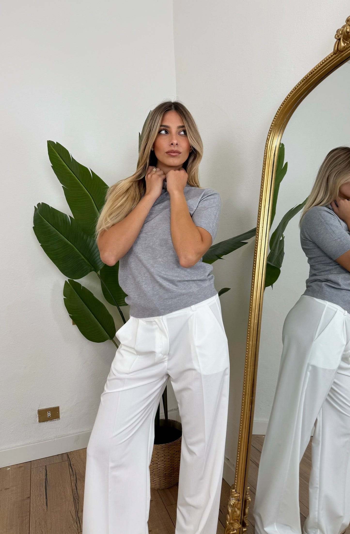 Pullover a collo alto grigio