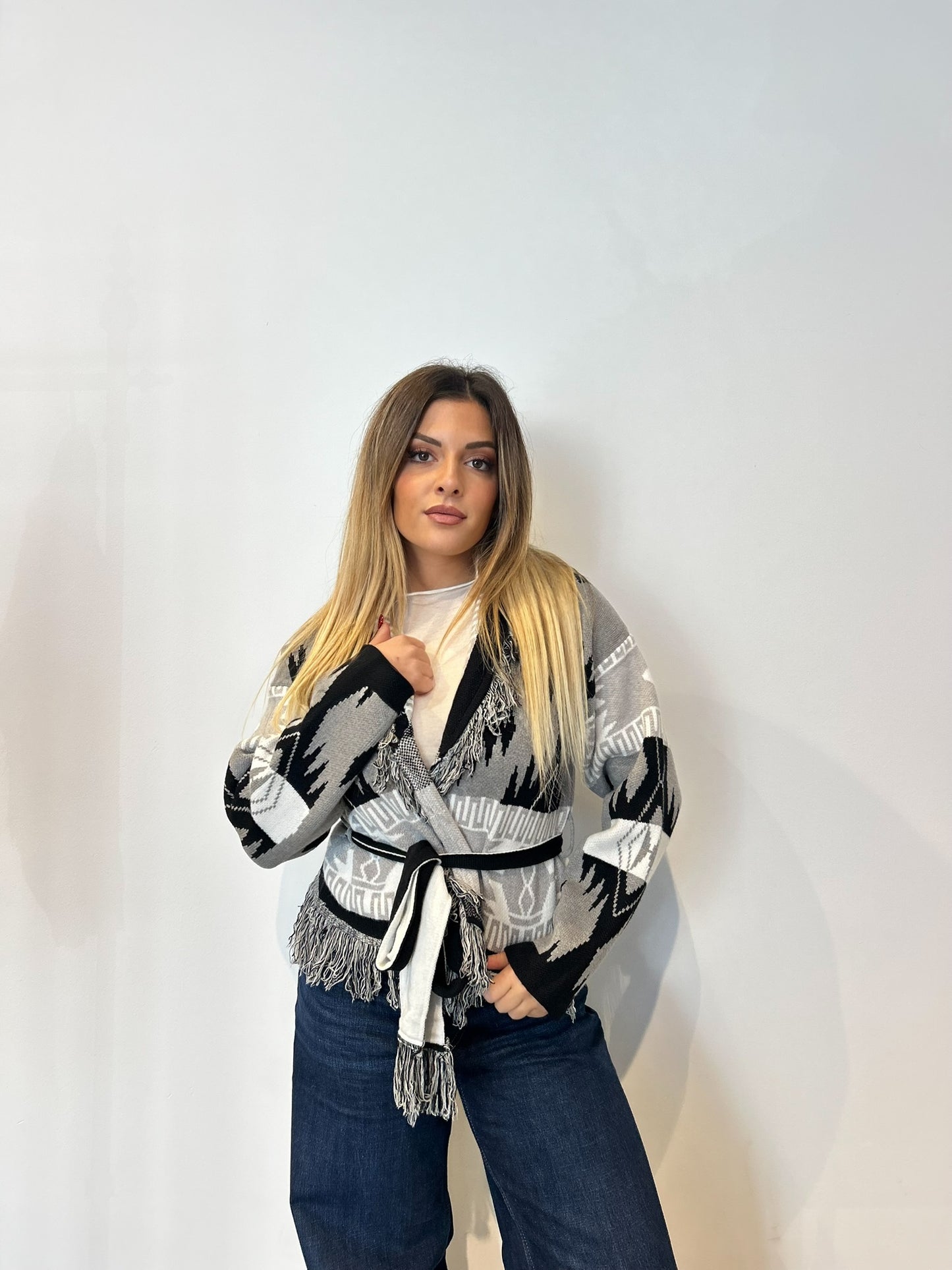 Pre order cardigan Madrid corto grigio