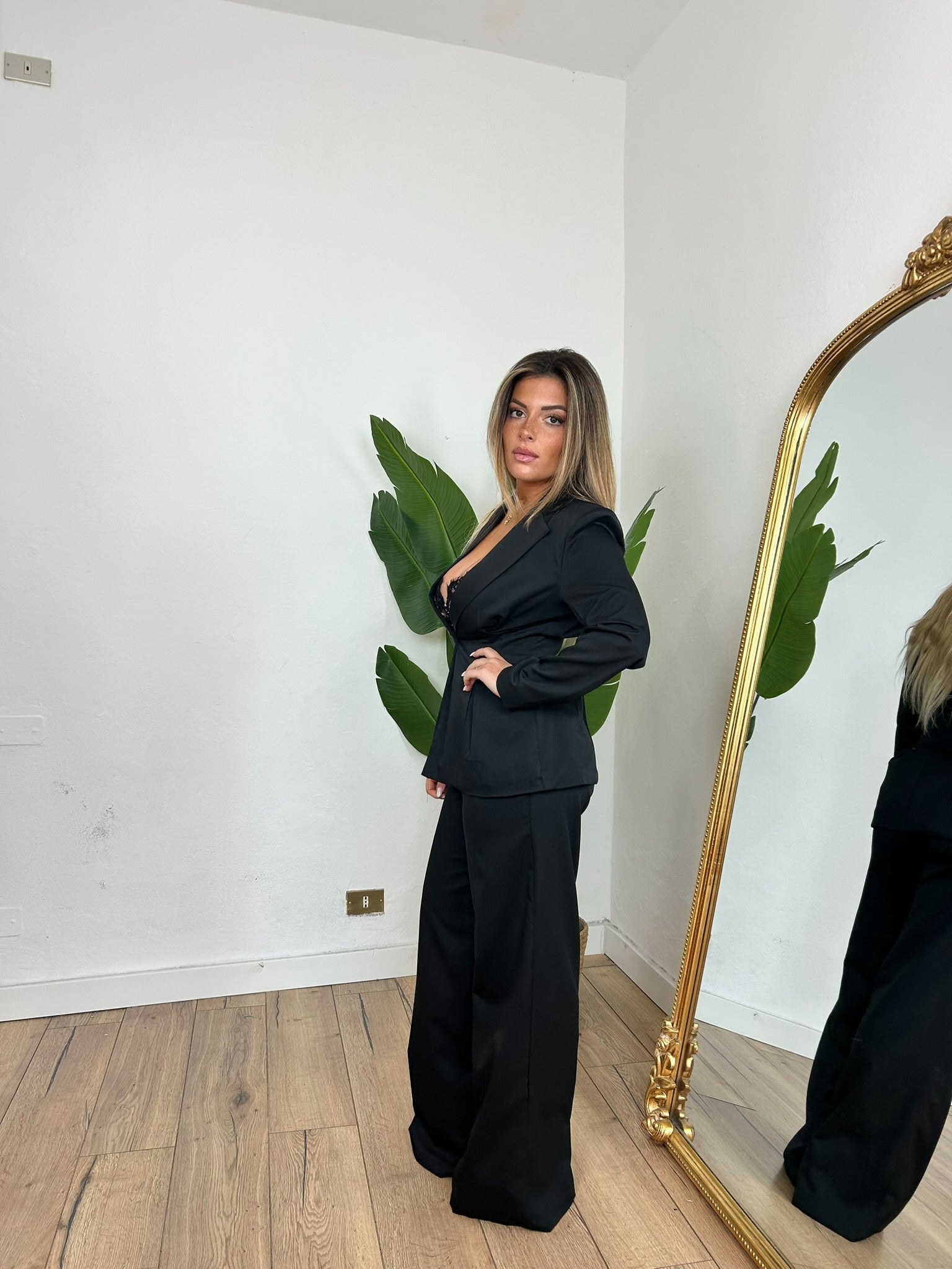 Completo ICONIC - nero